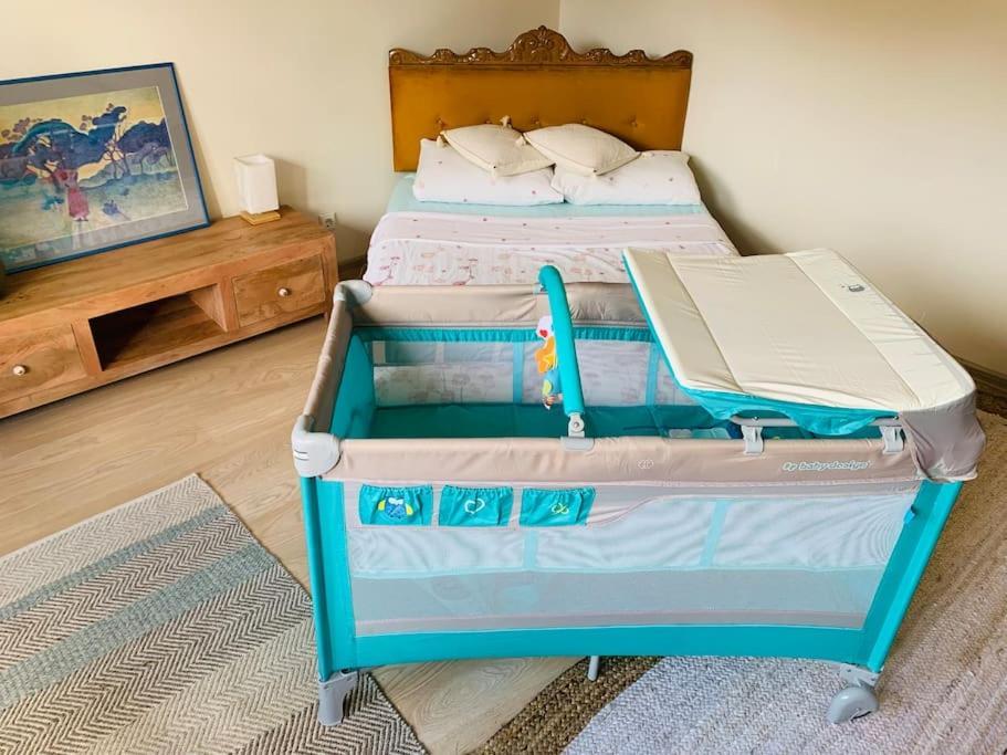 Three Bedroom With Two Terraces For 7people+baby Huoneisto