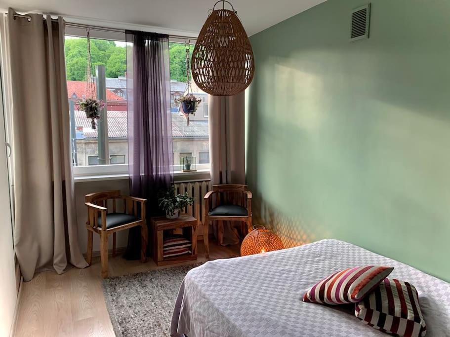 Three Bedroom With Two Terraces For 7people+baby Huoneisto
